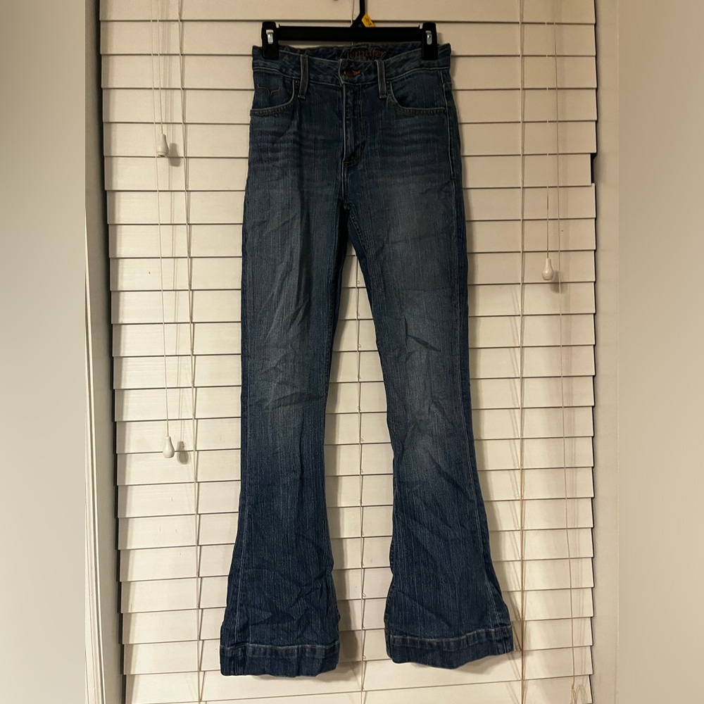 Kimes ranch jeans size (00/32) barley worn